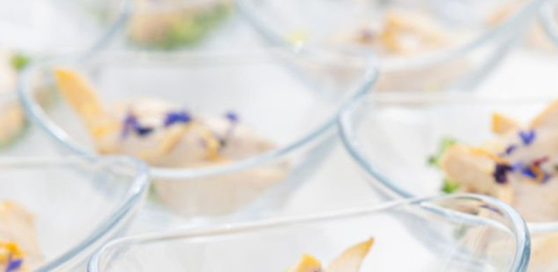 CIOTOLA IN LEGNO CON POLPETTINE AL SUGO